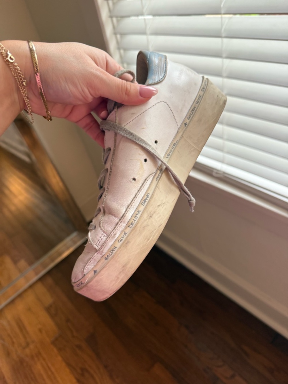 Golden Goose Sneakers - Picture 4 of 9